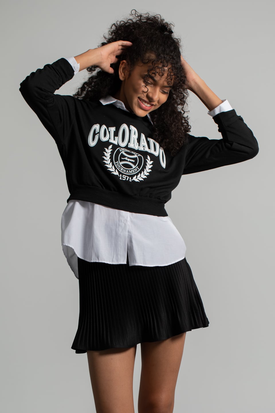 Colorado Baskılı Kısa Sweatshirt - Siyah