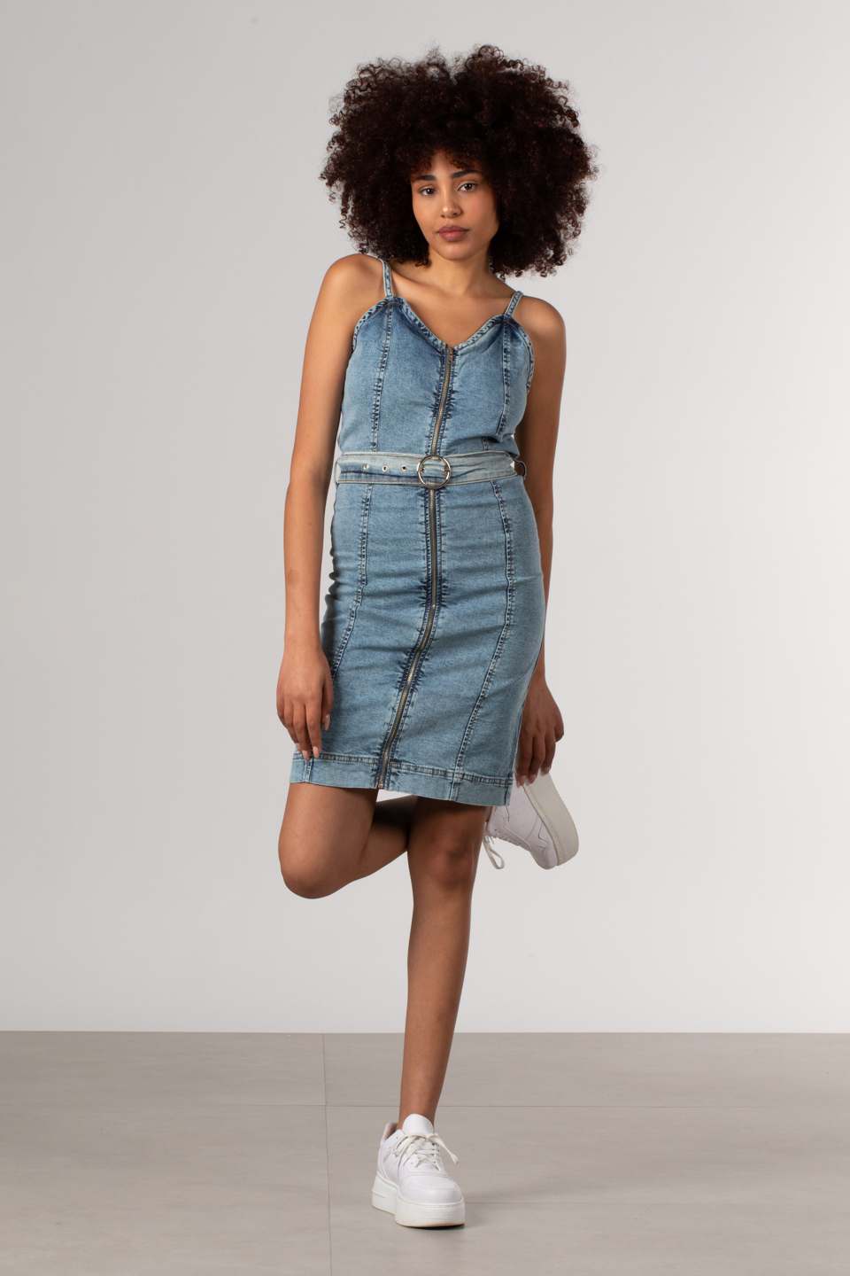 Denim fermuarlı kemerli elbise-7136 Mavi K.Y.