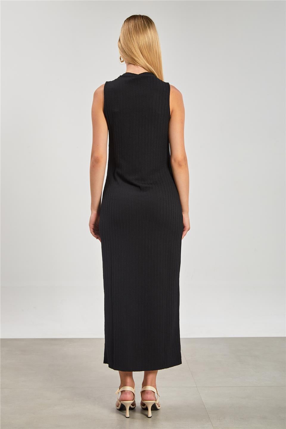 Dik yaka kolsuz uzun elbise-EL-00163 Siyah