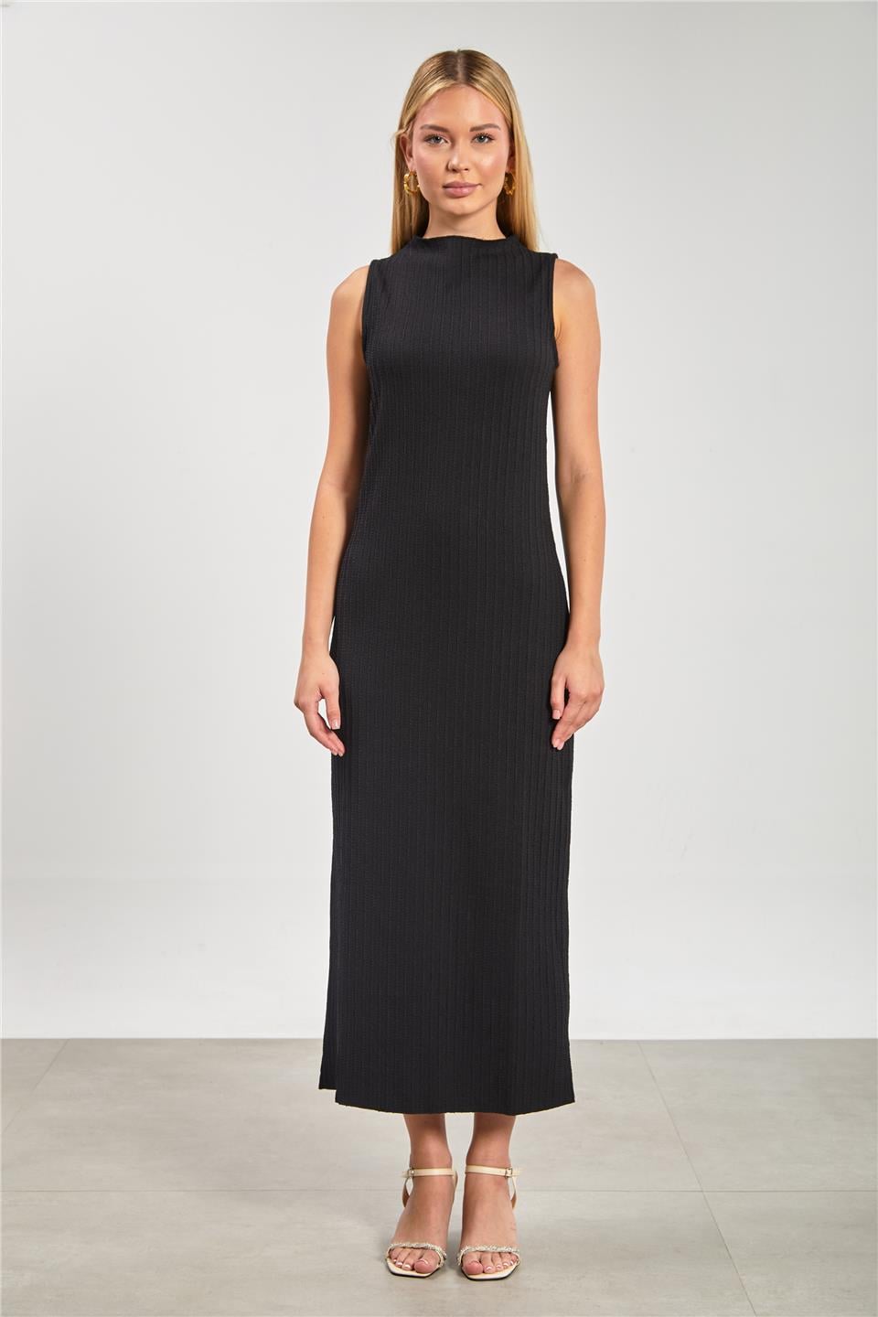 Dik yaka kolsuz uzun elbise-EL-00163 Siyah