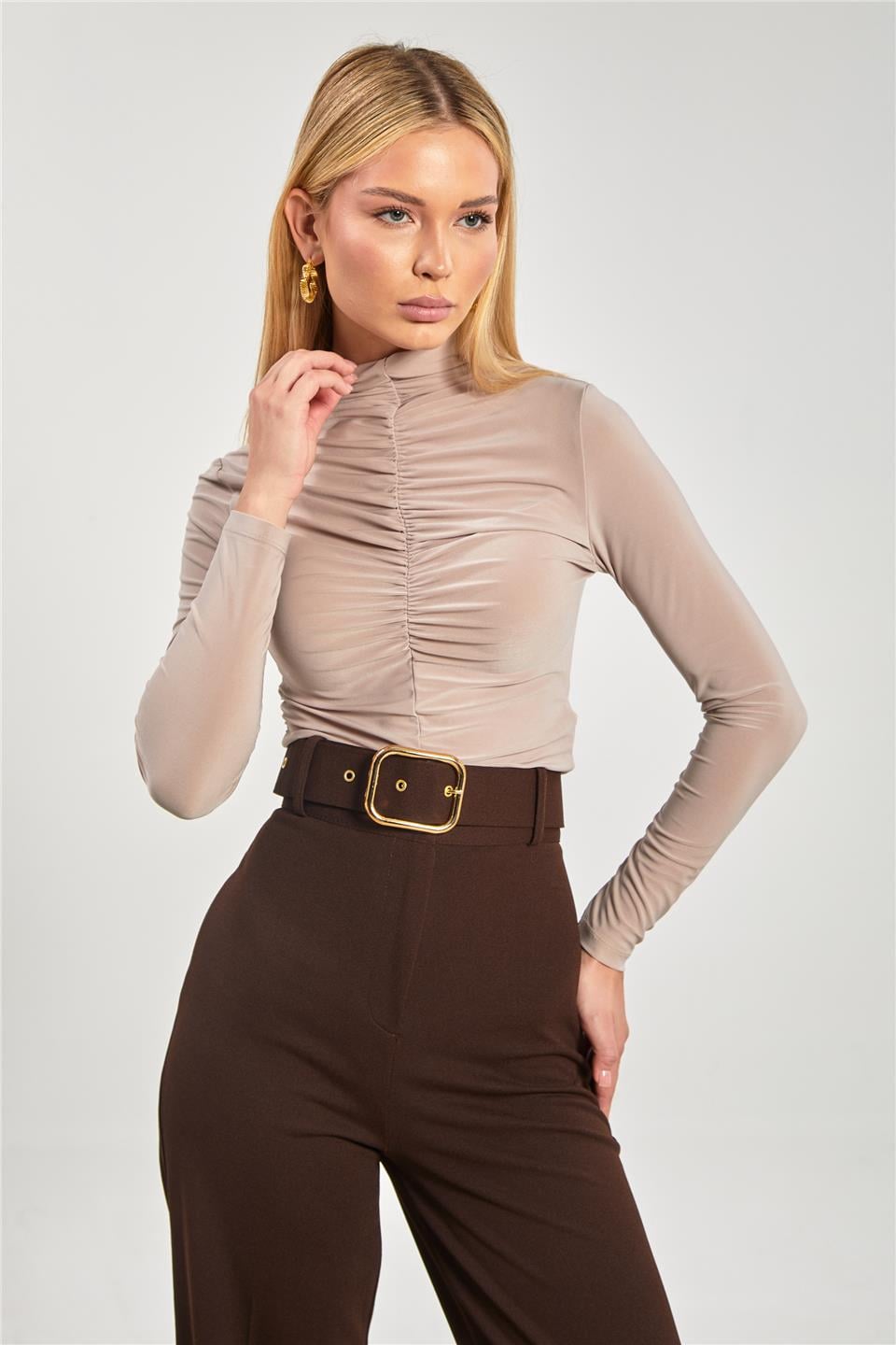 Dik yaka önü büzgülü bluz-13747 Vizon