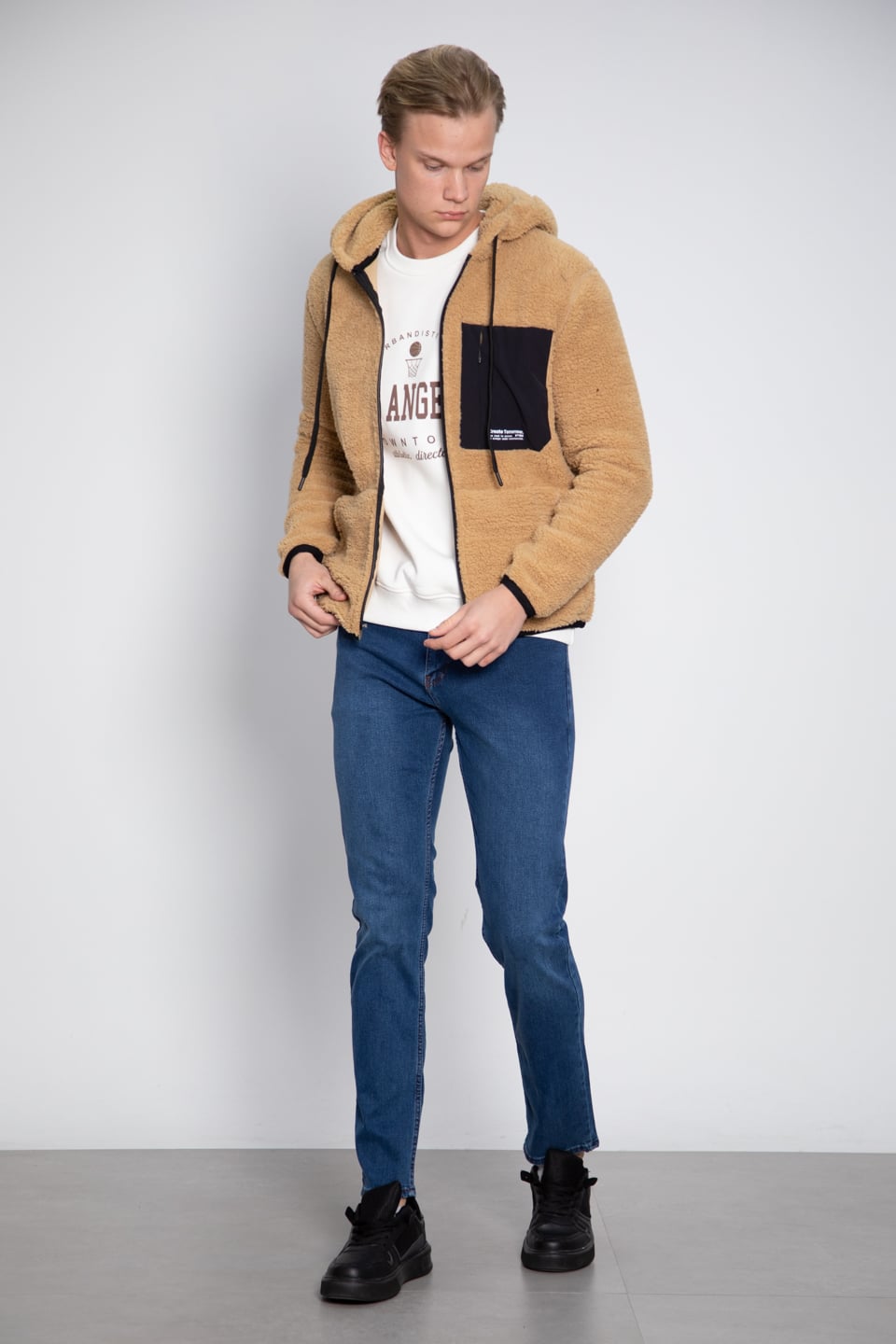 Fermuarlı kapüşonlu peluş mont-9067 Bej