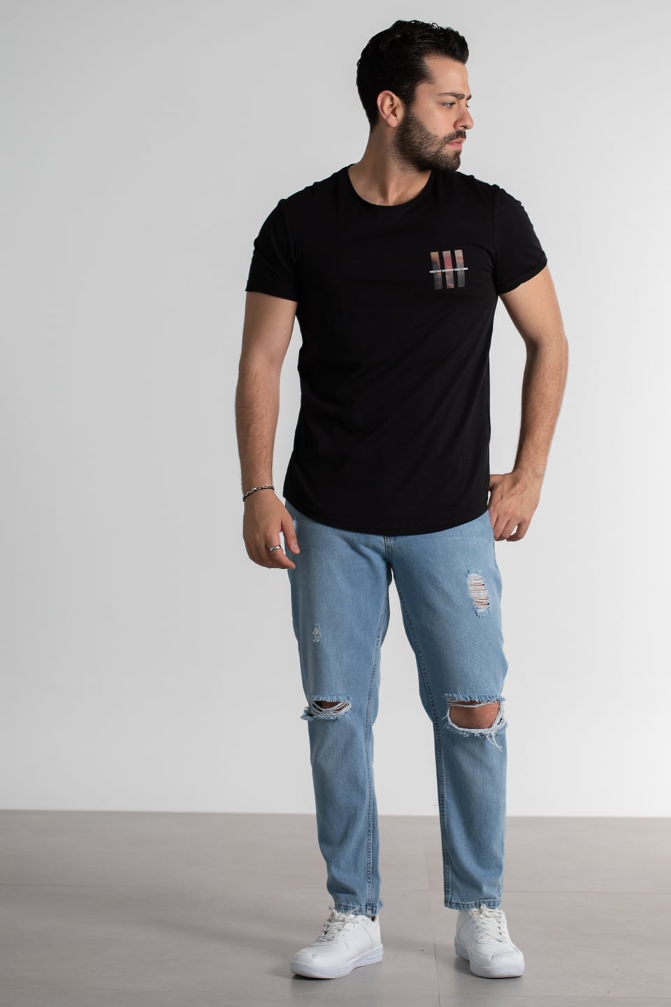 Göğüs baskılı t-shırt-2385 Siyah