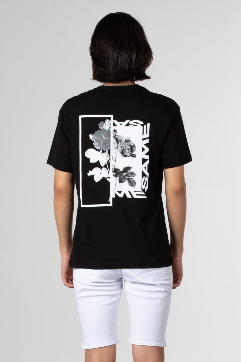 Göğüs yazılı arka baskılı t-shirt-1003 Siyah