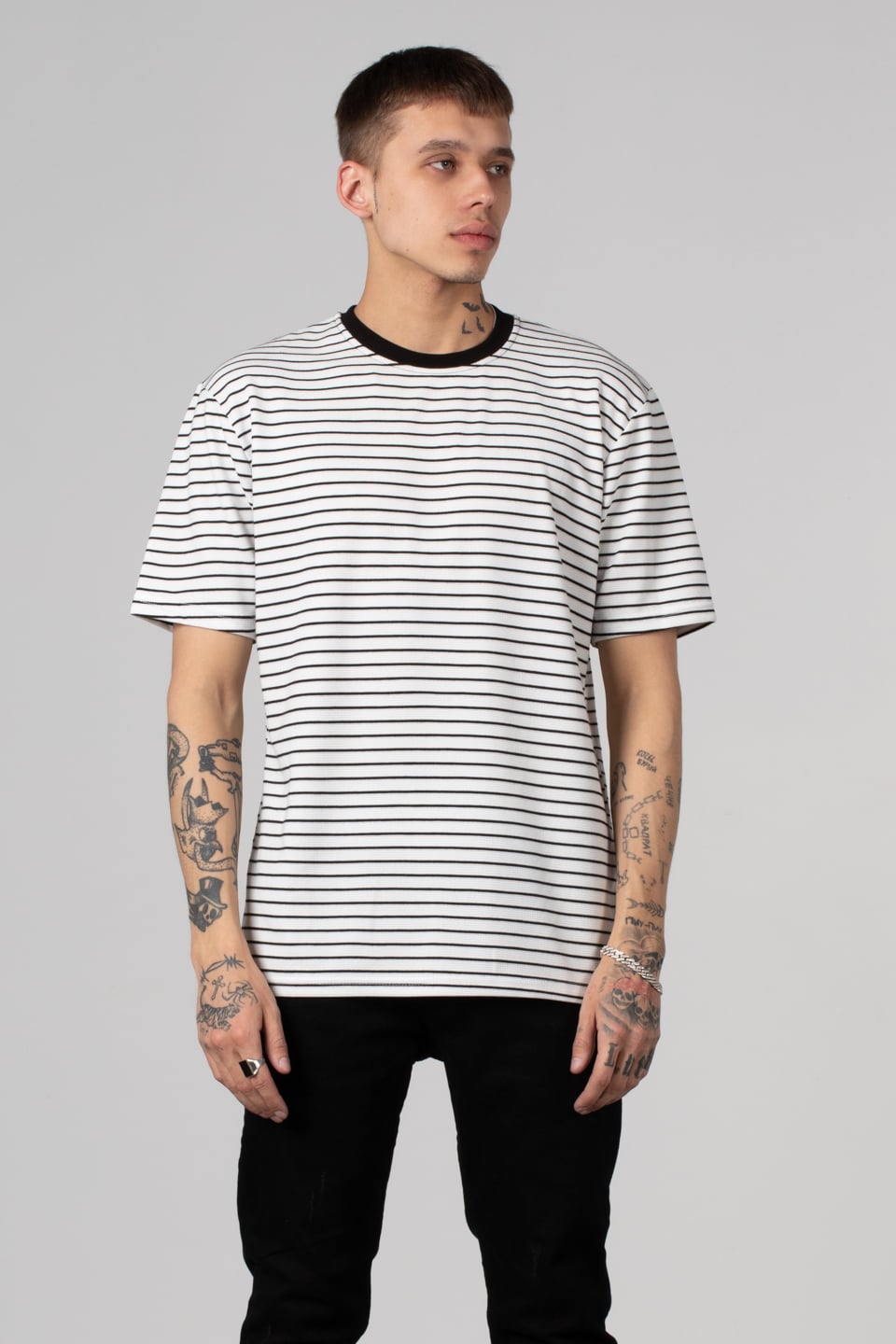 İnce çizgili jakar t-shirt-228 Beyaz