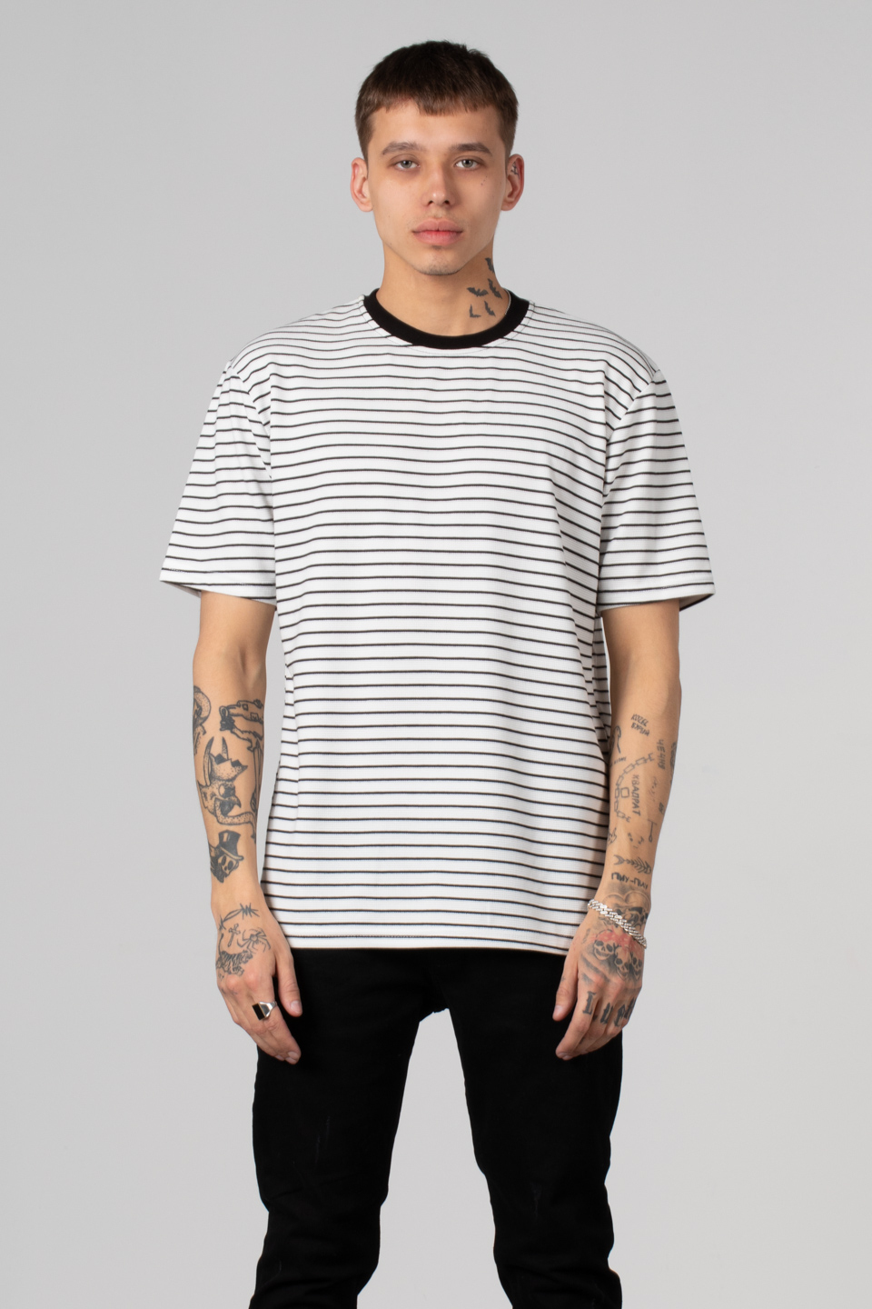İnce çizgili jakar t-shirt-228 Beyaz