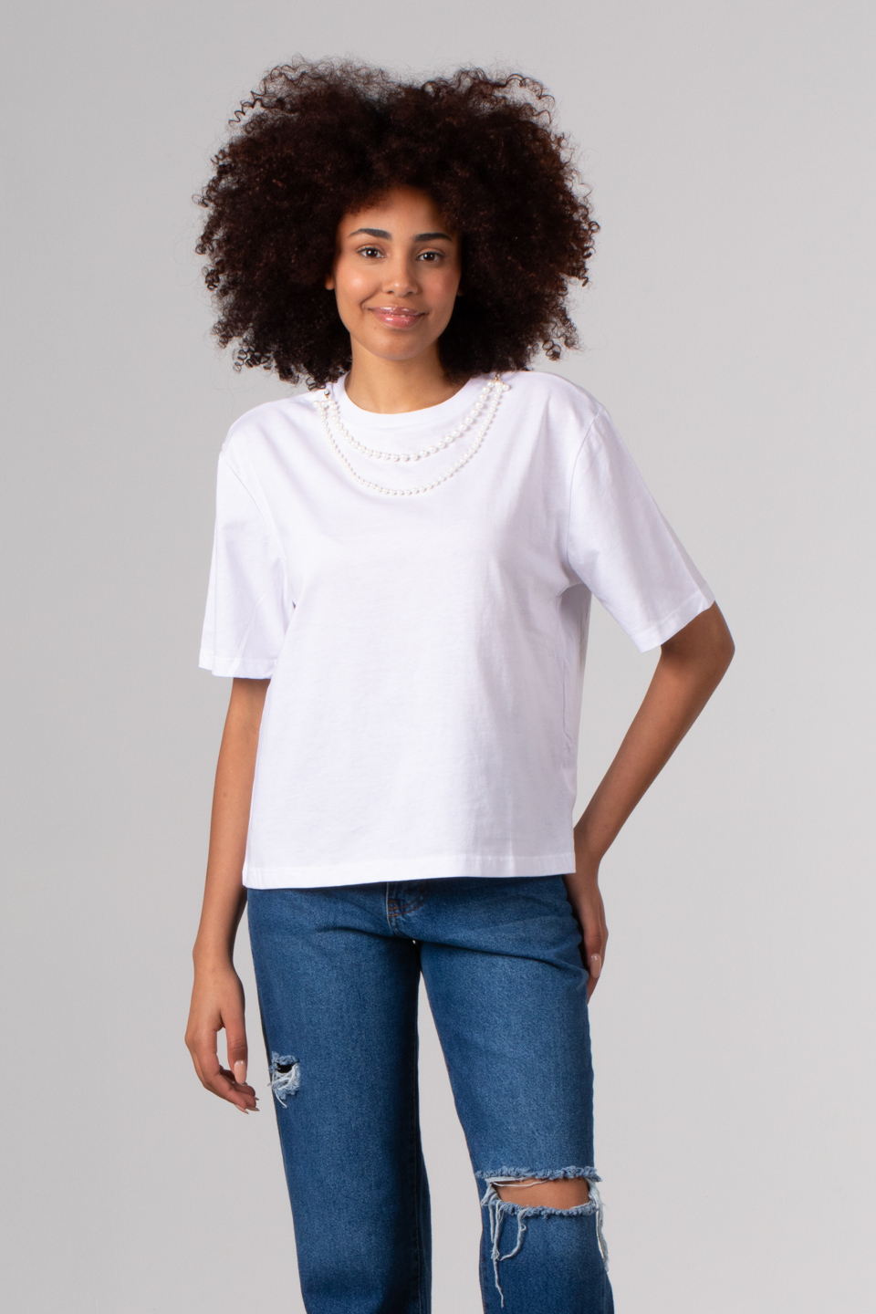 İnci kolye detaylı t-shirt-99079 Beyaz