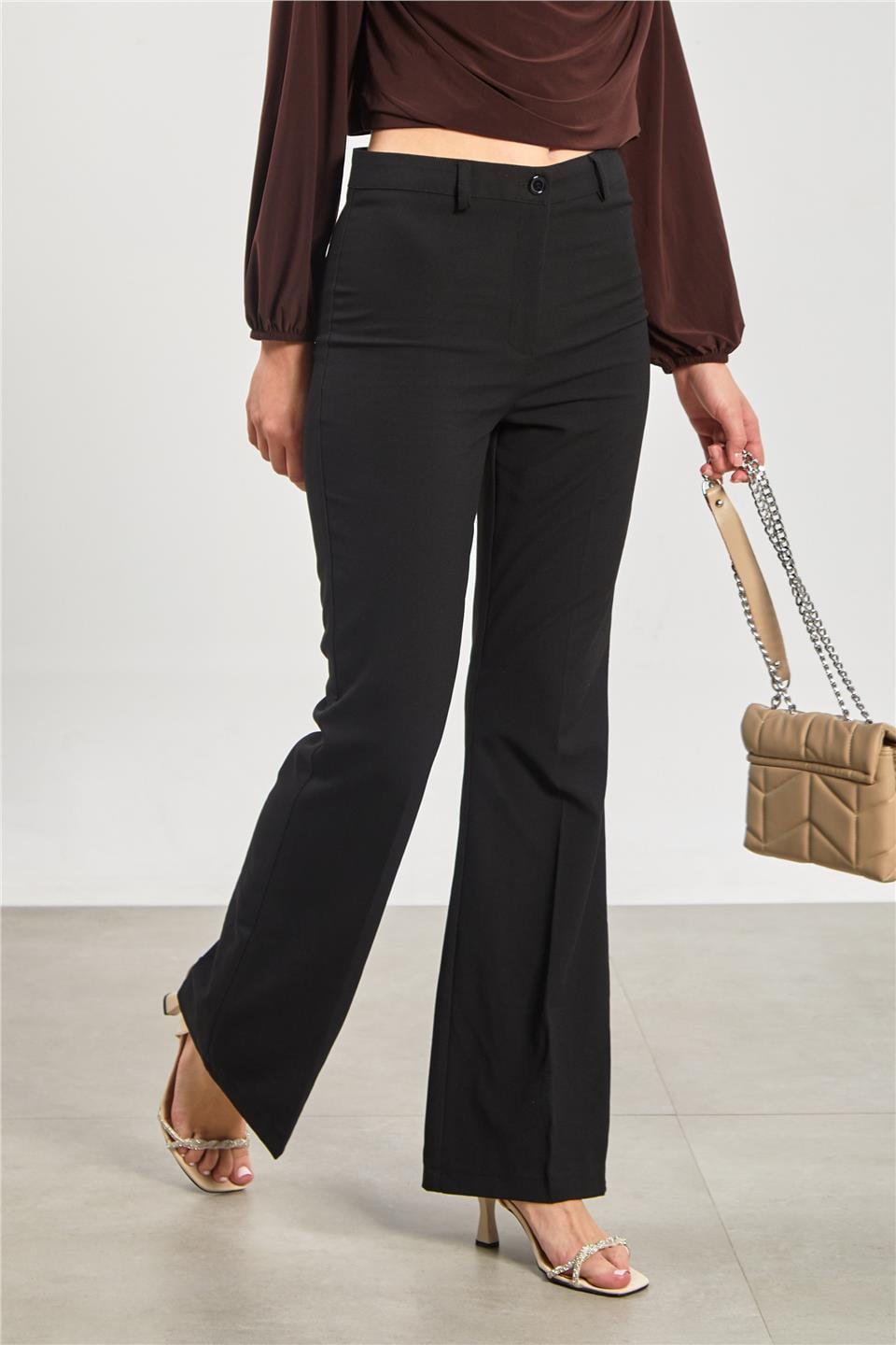 Kadın İspanyol Paça Kumaş Pantolon - Siyah