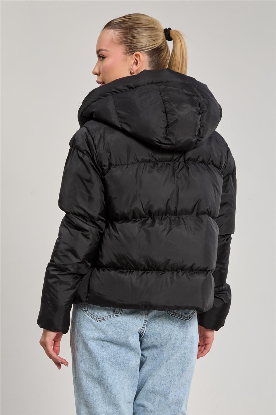 Kadın Kapüşonlu Şişme Mont - Siyah