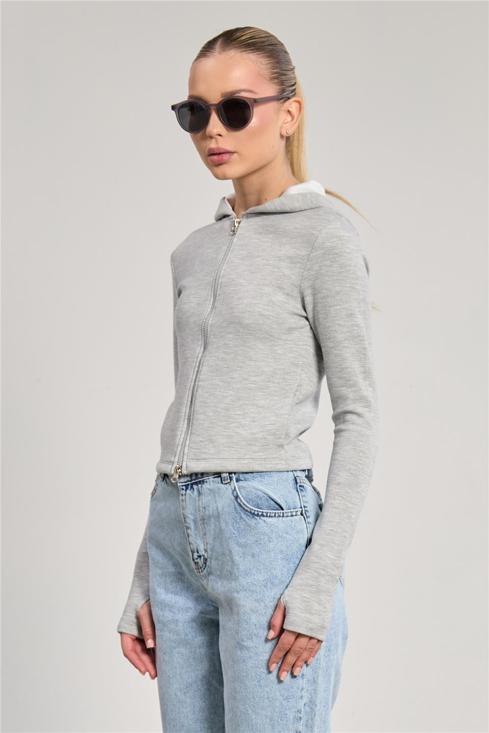 Kadın Parmak Geçmeli Fermuarlı Sweatshirt - Kar Melanj