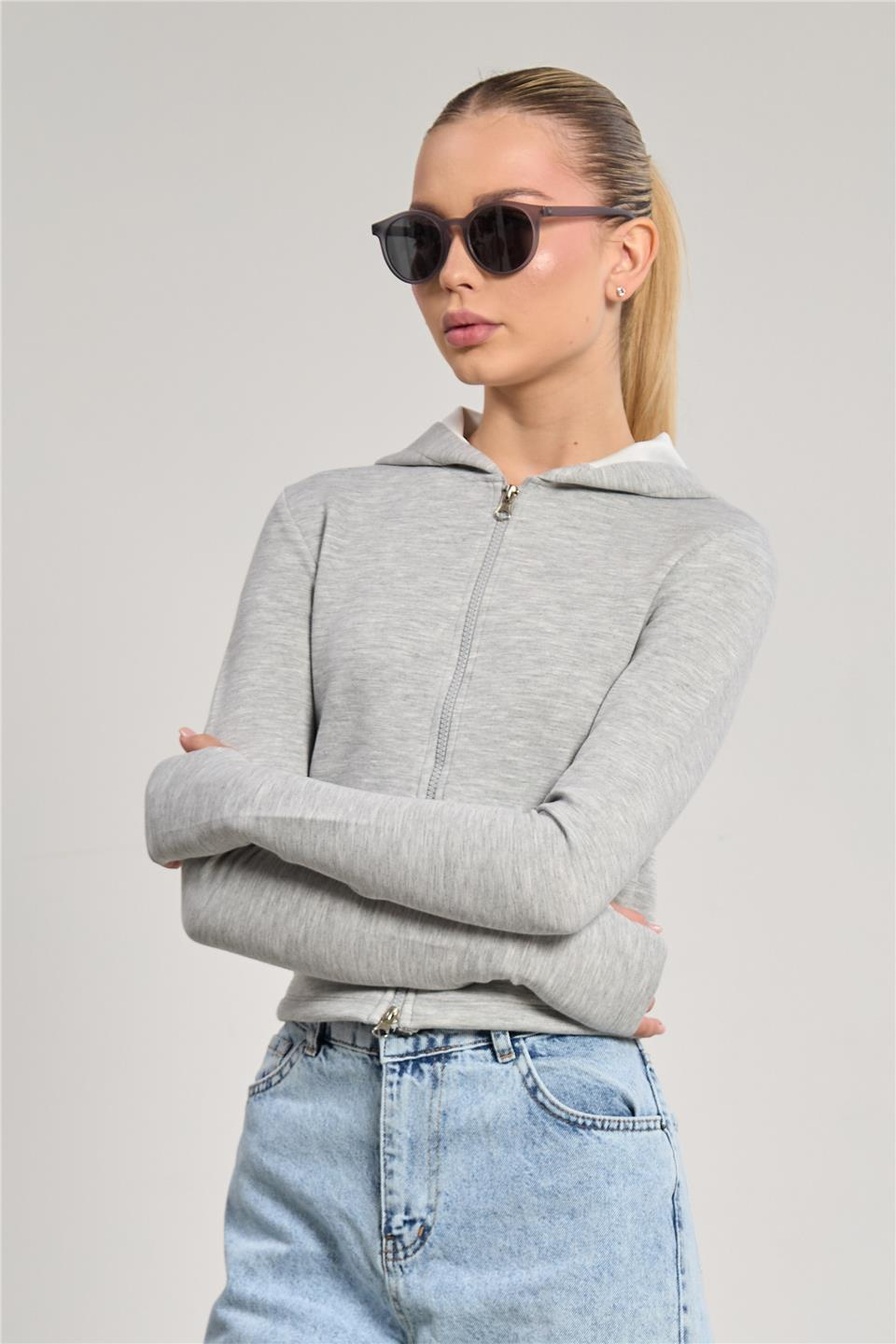 Kadın Parmak Geçmeli Fermuarlı Sweatshirt - Kar Melanj