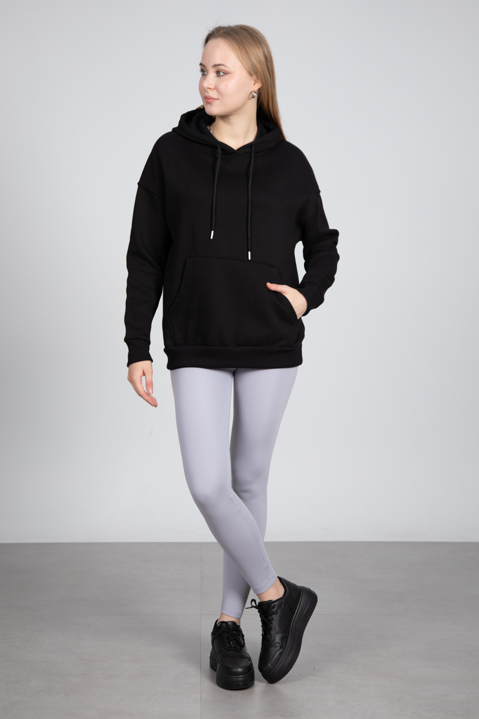 Kapüşonlu Cepli Sweatshirt - Siyah