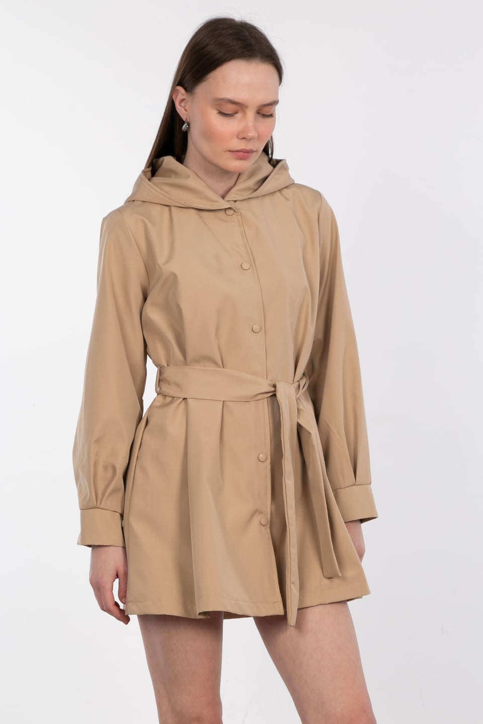 Kapüşonlu çıtçıtlı trenç-5934 Vizon