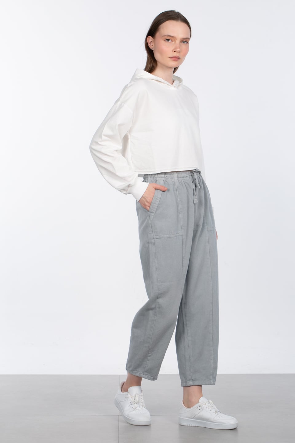 Kapüşonlu crop sweatshirt-DVN0826 Ekru