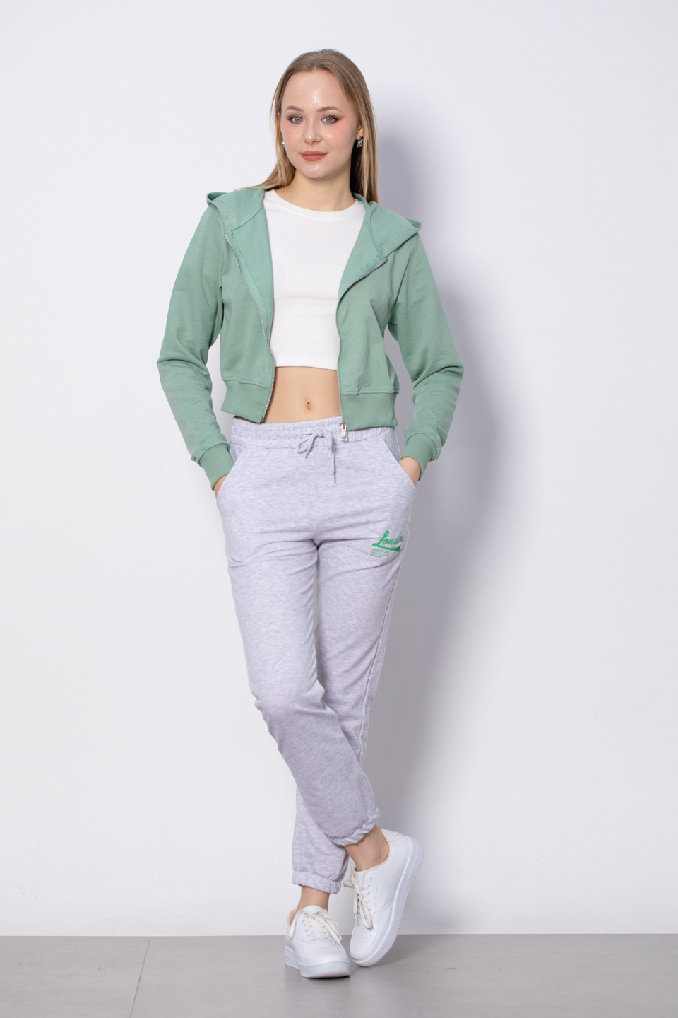 Kapüşonlu Kısa Sweatshirt -  Çağla