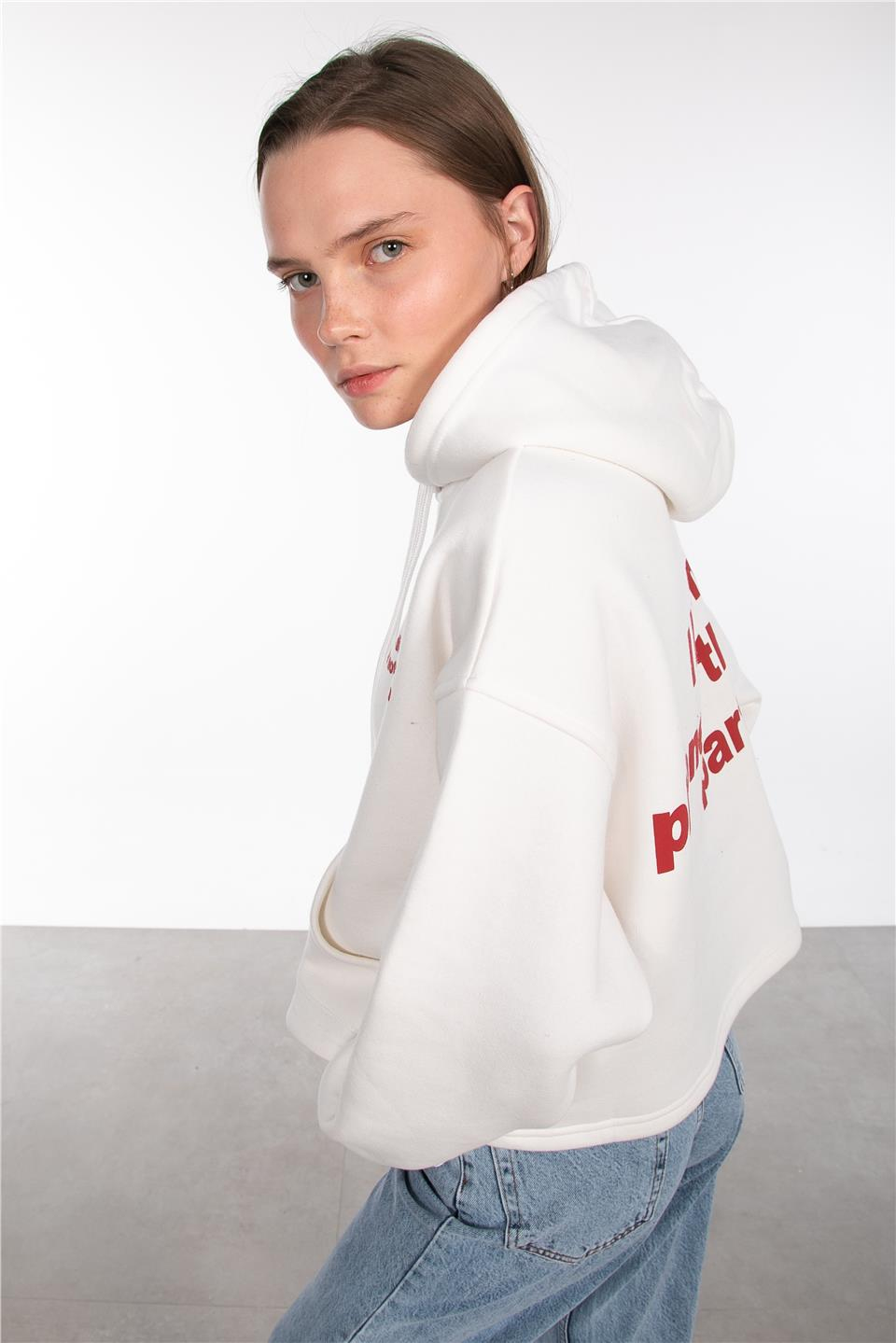 Kapüşonlu ön arka yazı baskılı sweatshirt-4925 Ekru/Kırmızı