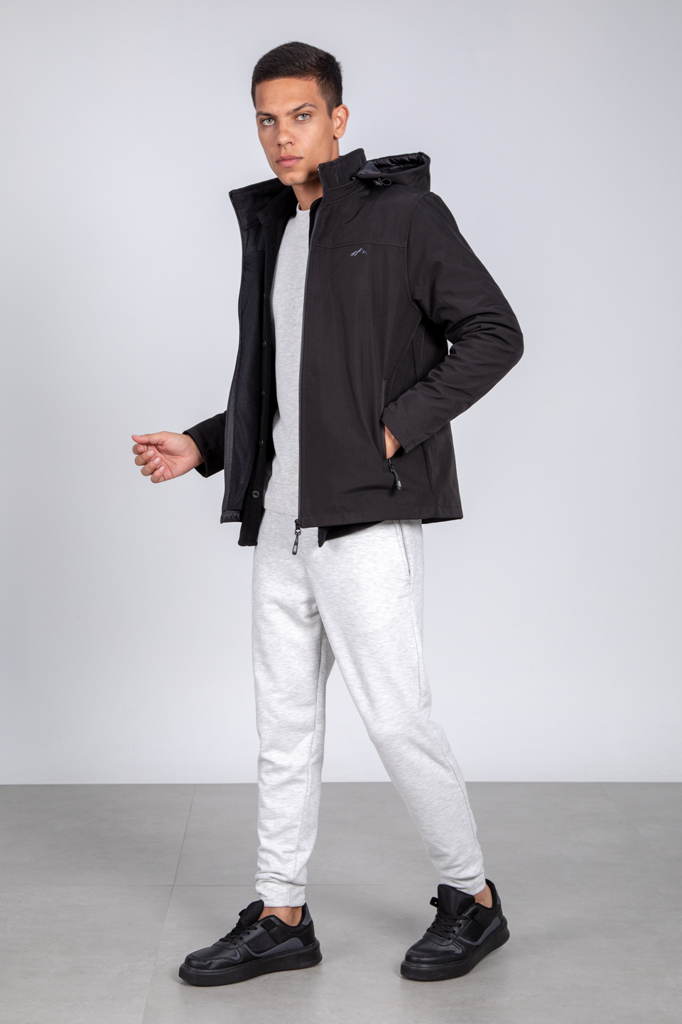 Kapüşonlu softshell mont-10090 Siyah