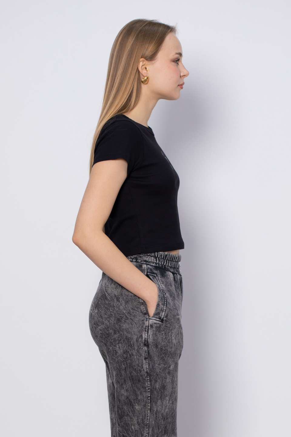 Kelebek Baskılı Crop T-Shirt - Siyah