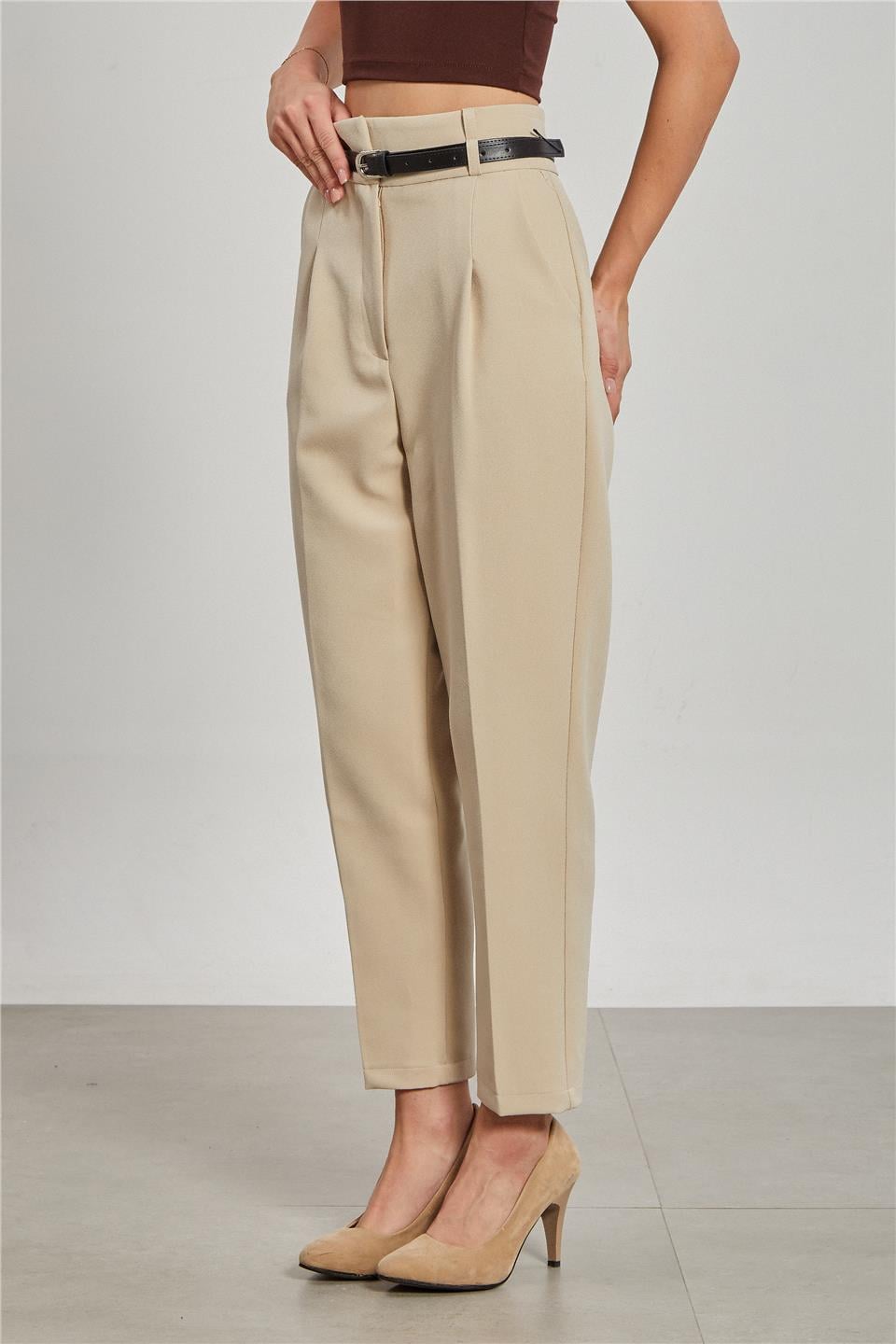 Kemerli havuç kumaş pantolon-3790 Taş