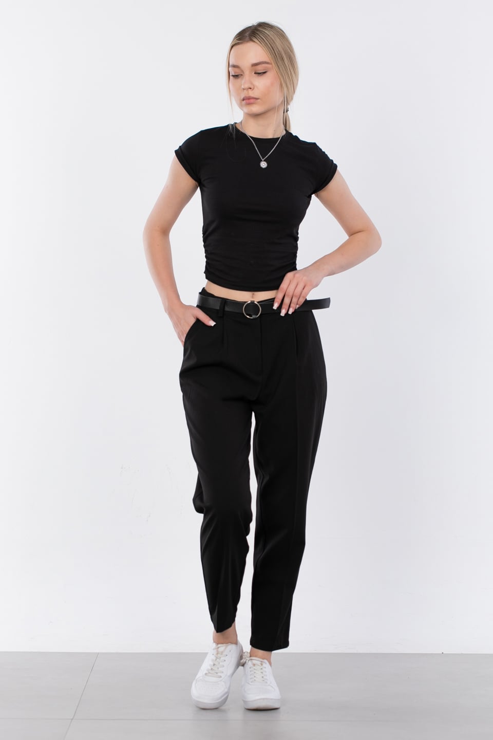Kemerli Kumaş Pantolon - Siyah
