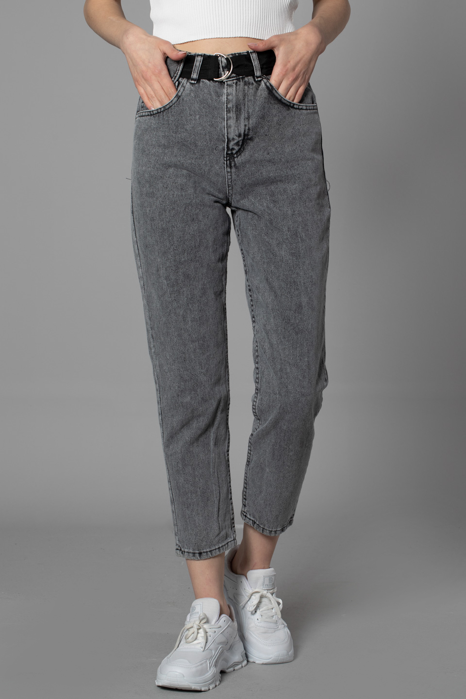 Kemerli mini cepli mom jean pantolon-2245 Siyah Kar Y.