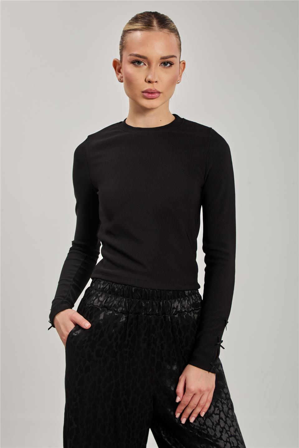 Kolları kurdeleli body-2110 Siyah