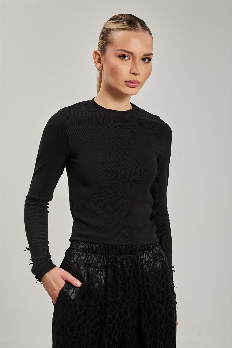 Kolları kurdeleli body-2110 Siyah