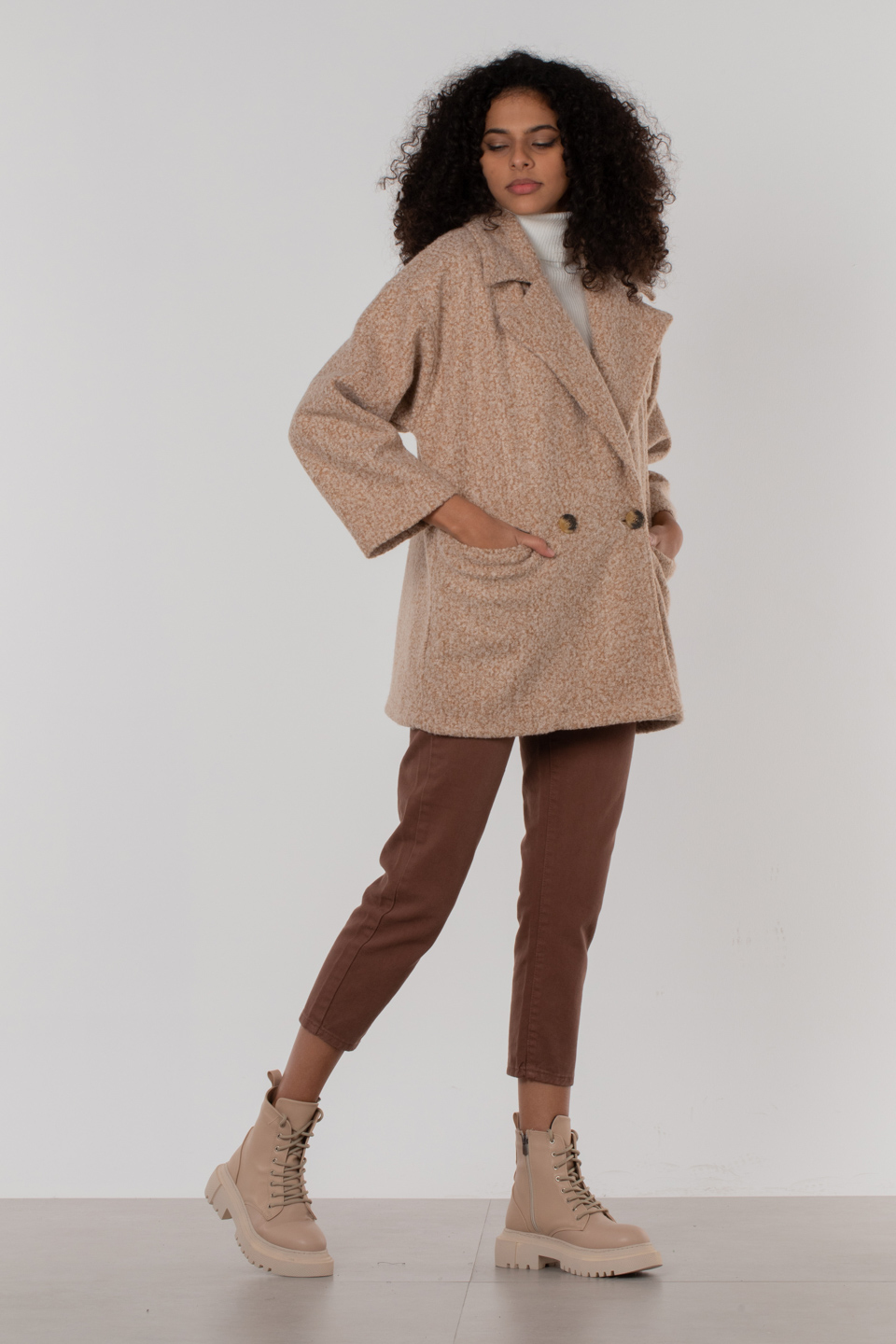 Kruvaze yaka kıvırcık kaban-50585 Camel