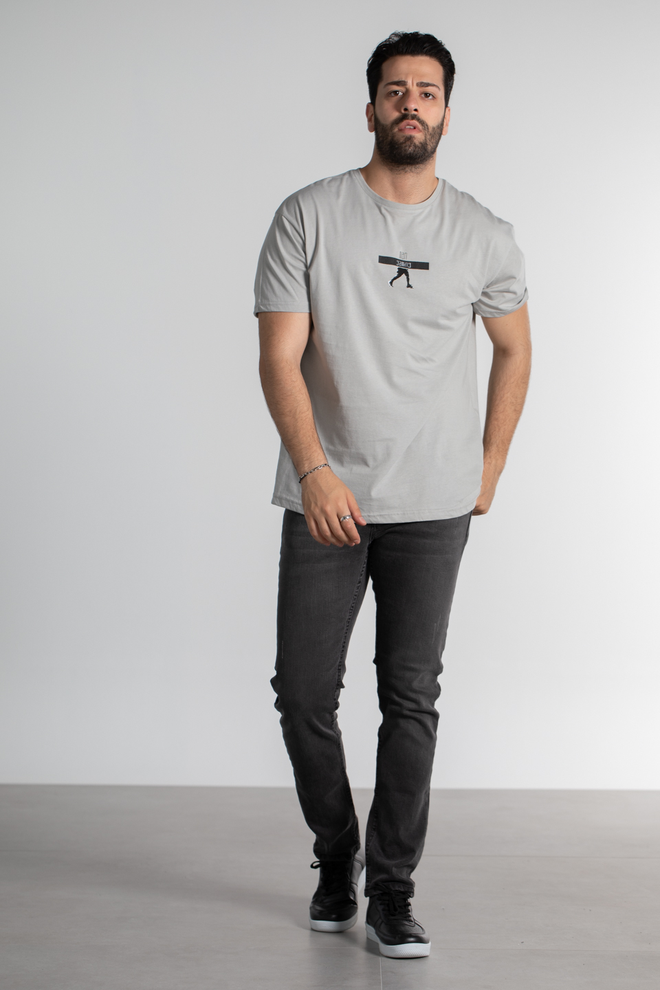 Man baskılı oversize t-shirt-4459 B.Gri