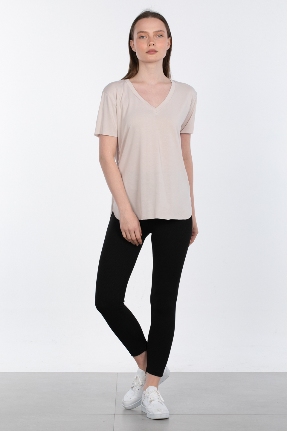 Modal v yaka yanı yırtmaçlı t-shirt-83-146 Taş