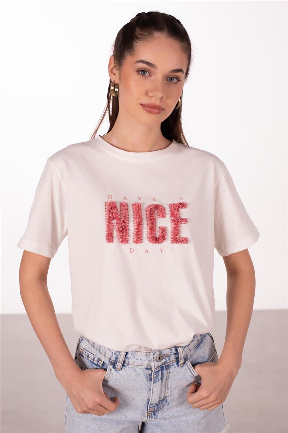 Nice yazılı t-shirt-2507 Beyaz