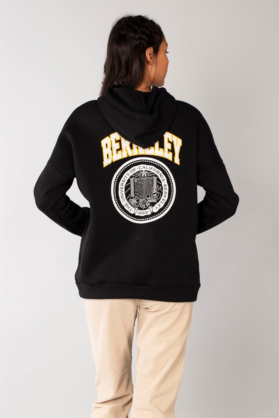 Ön ve Arka Beden Berkeley Baskılı Sweatshirt-Siyah