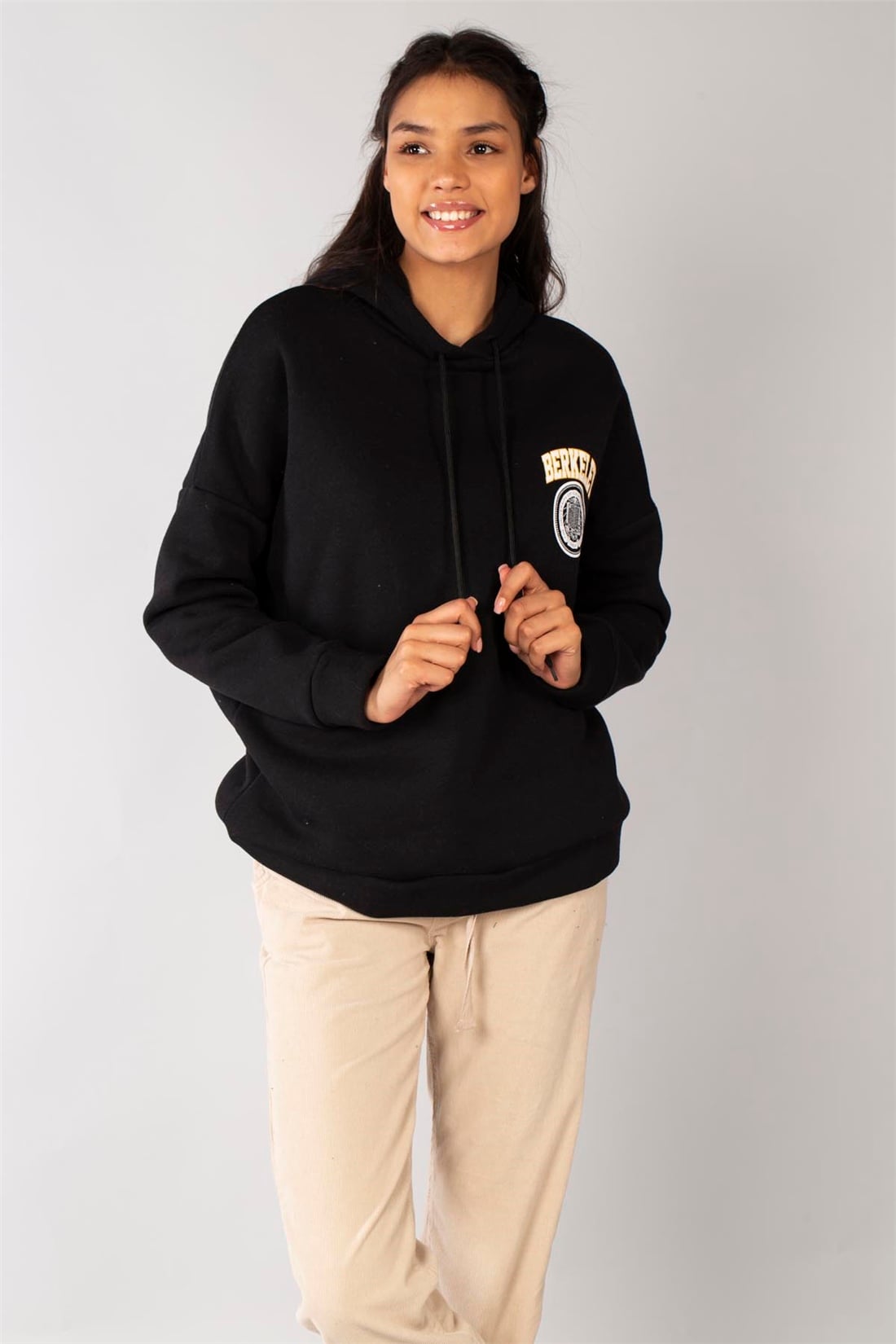 Ön ve Arka Beden Berkeley Baskılı Sweatshirt-Siyah