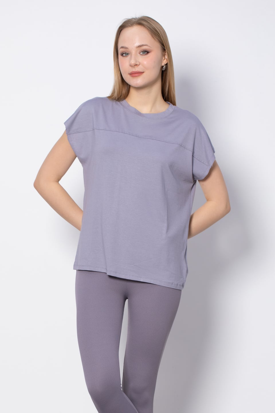 Önü Biye Detaylı T-Shirt - Gri