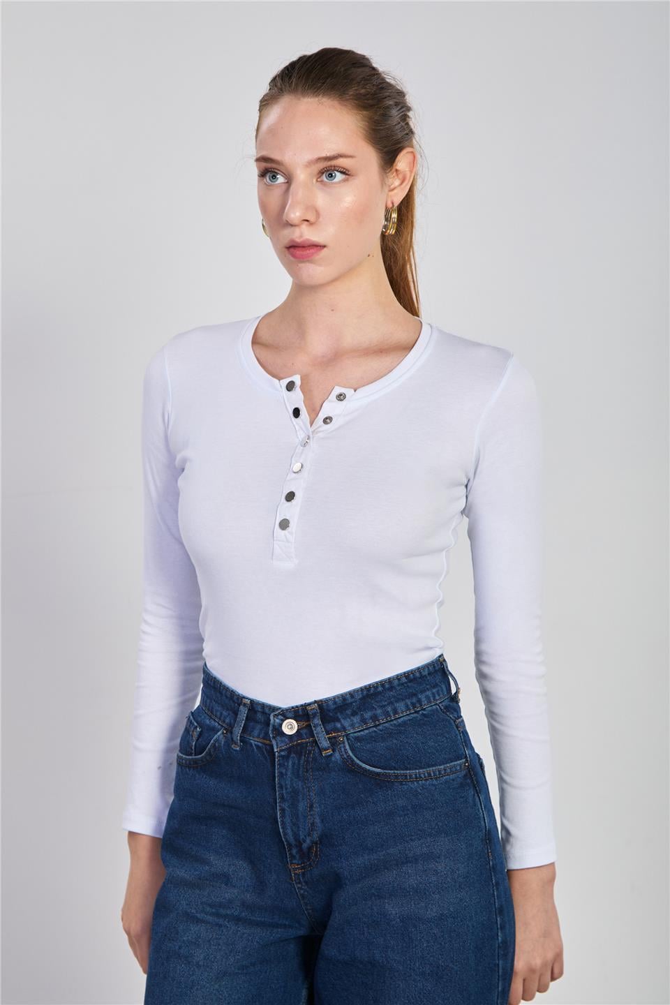 Önü çıtçıtlı uzun kol body-3104 Beyaz