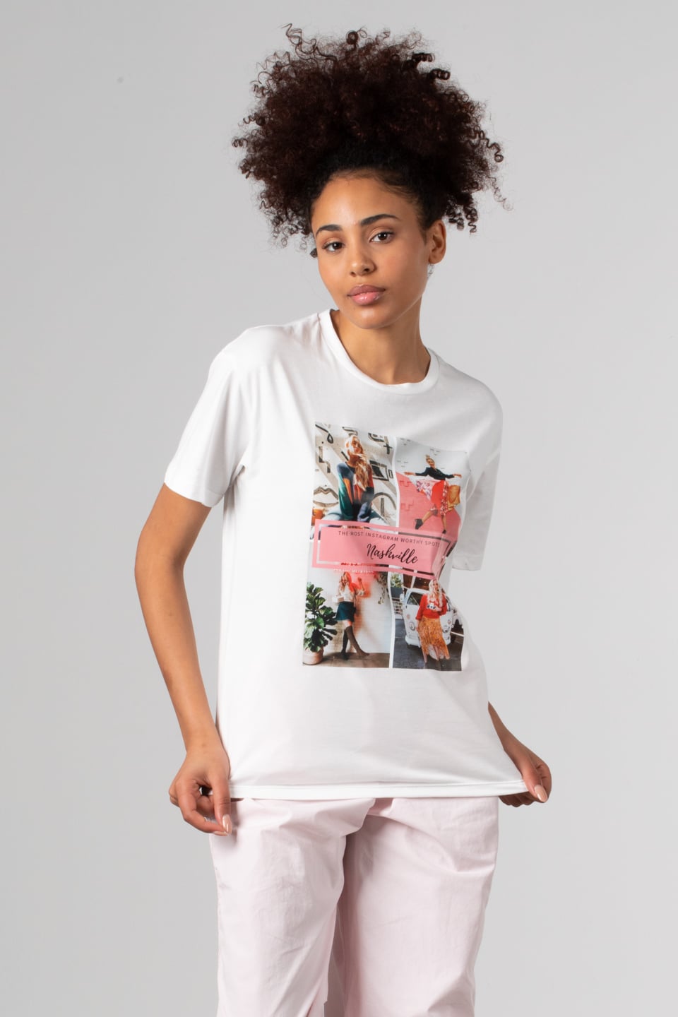 Önü kadın baskılı t-shirt-188 Beyaz
