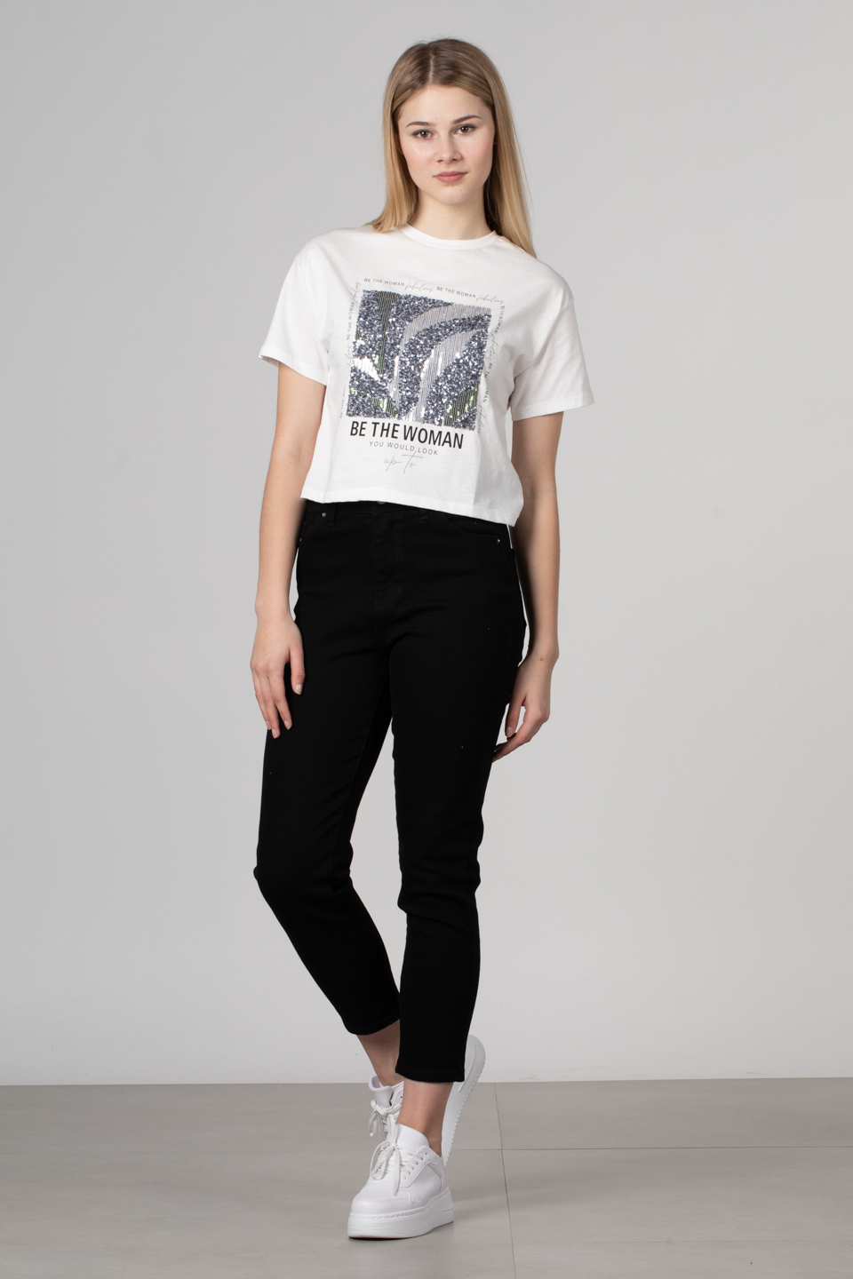 Önü payetli yazı baskılı t-shirt-150 Ekru