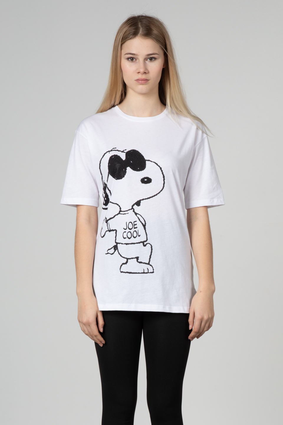 Önü pullu köpek baskılı t-shirt-2147 Beyaz