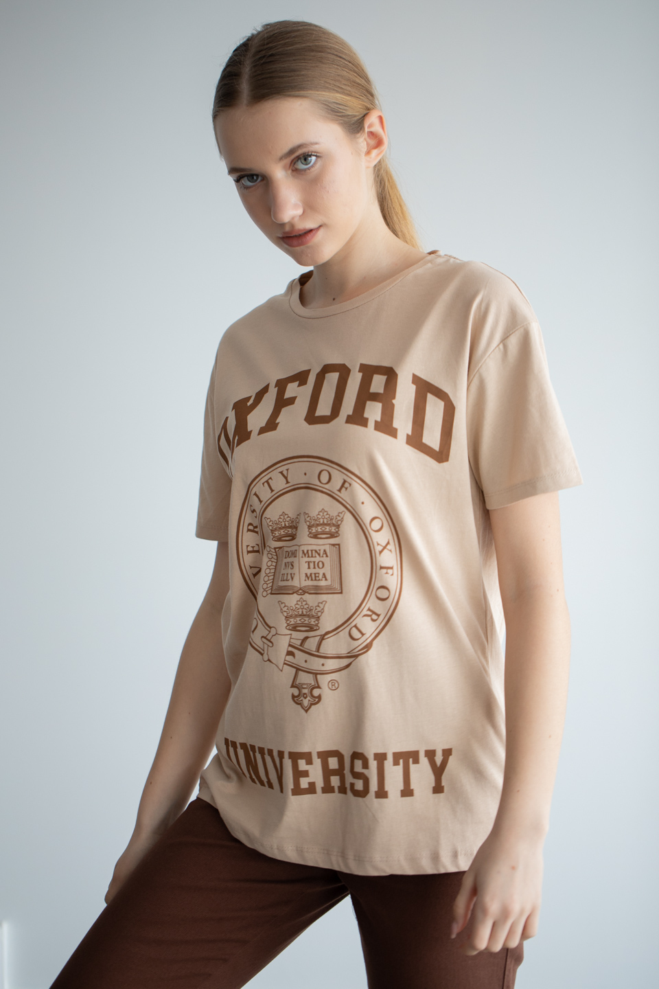 Oxford baskılı oversize t-shirt-1001-3 Bisküvi