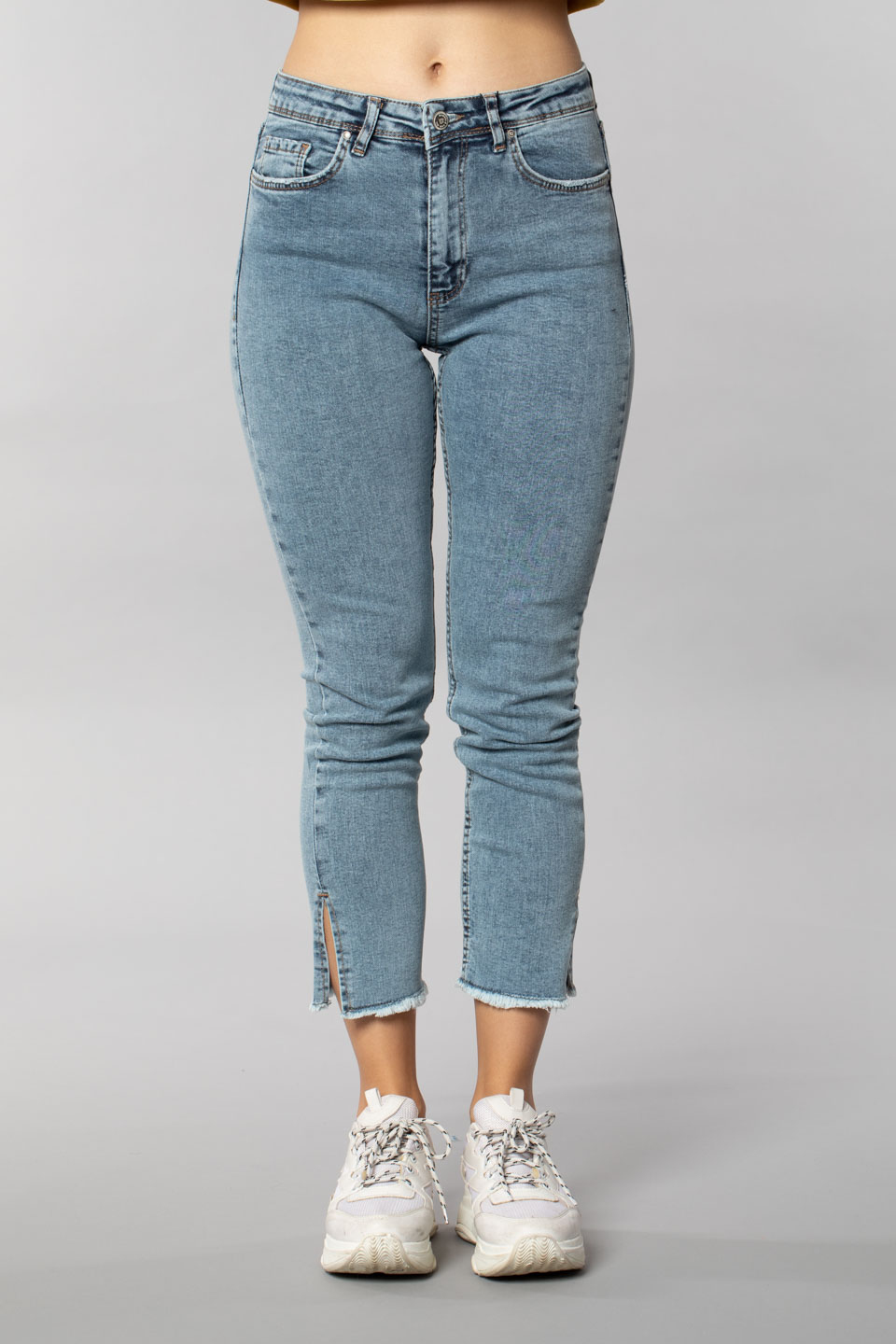Paçası püsküllüyırtmaçlı jean pantolon-1166 O.Mavi