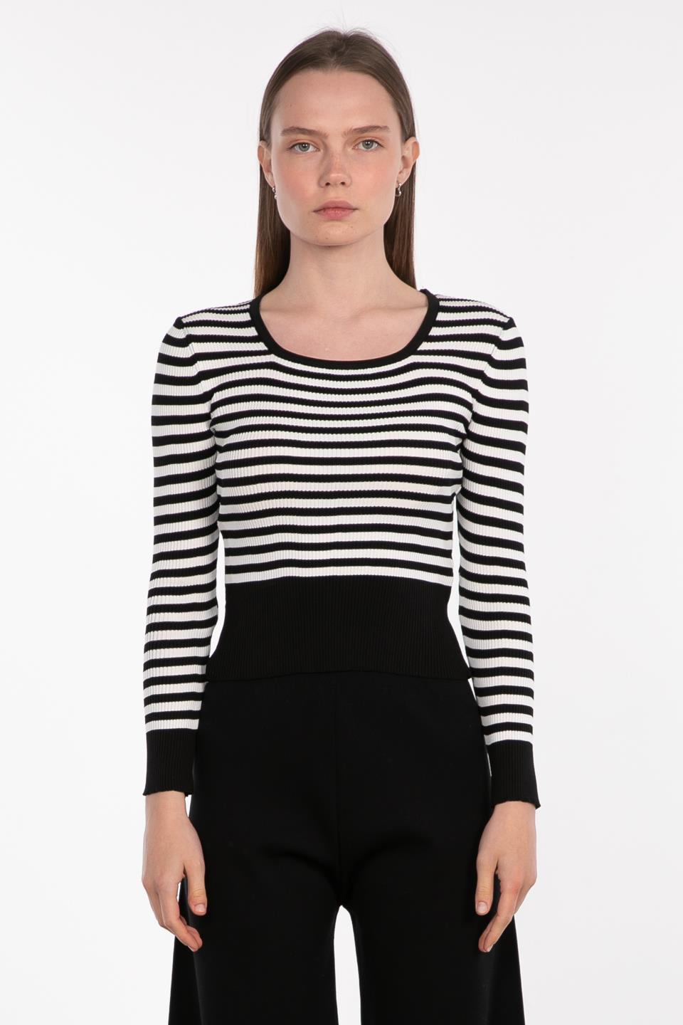 U yaka çizgili body-3073 Siyah/Beyaz