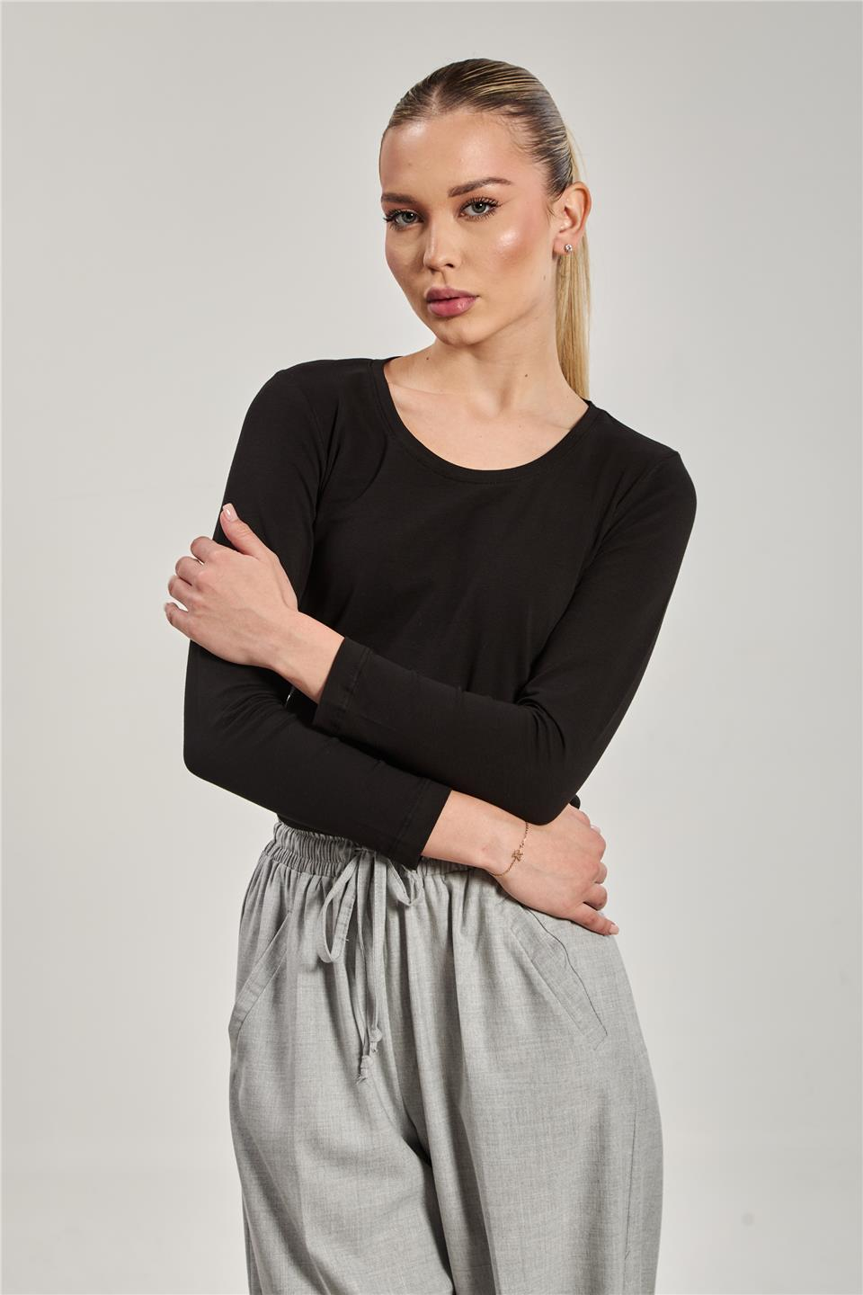 U yaka uzun kol body-K652 Siyah