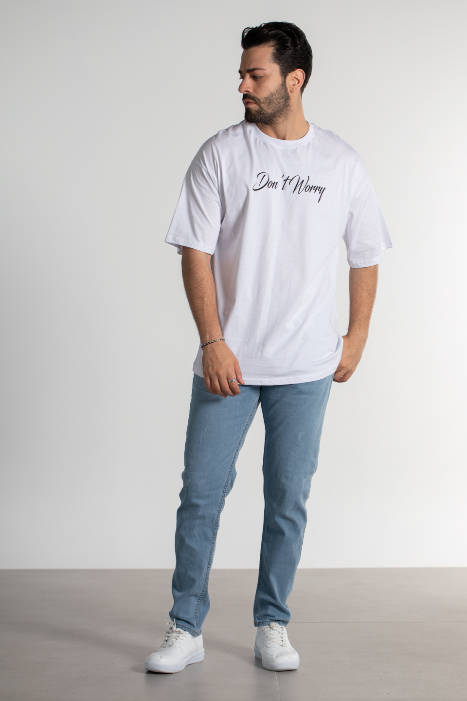 V baskılı oversıze t-shırt-4010 Beyaz