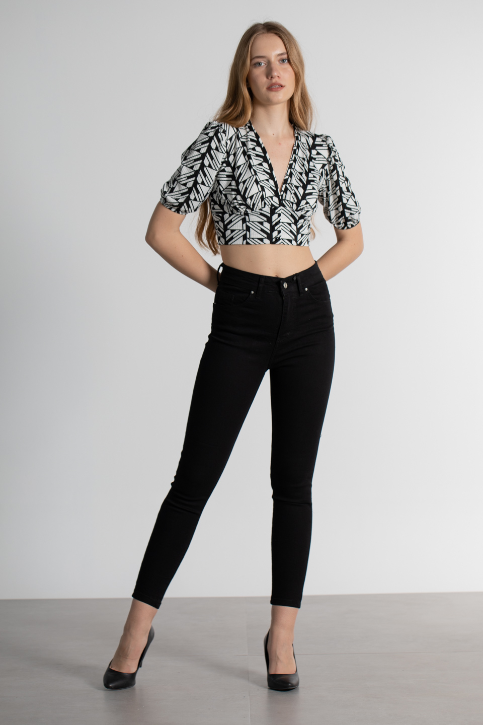 V yaka desenli bluz-S-0019 Geometrik Desen