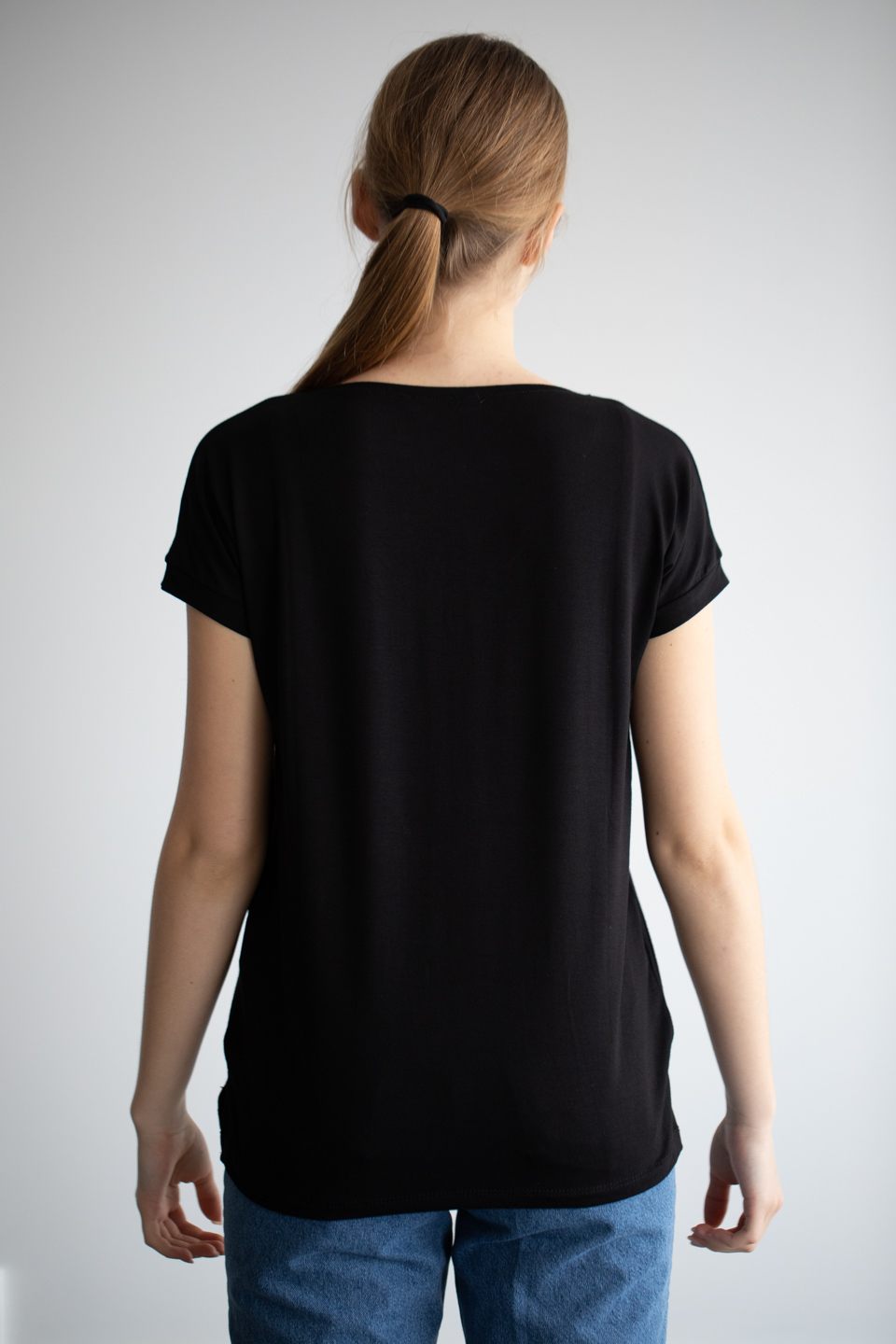 V yaka yırtmaçlı t-shirt-2000 Siyah