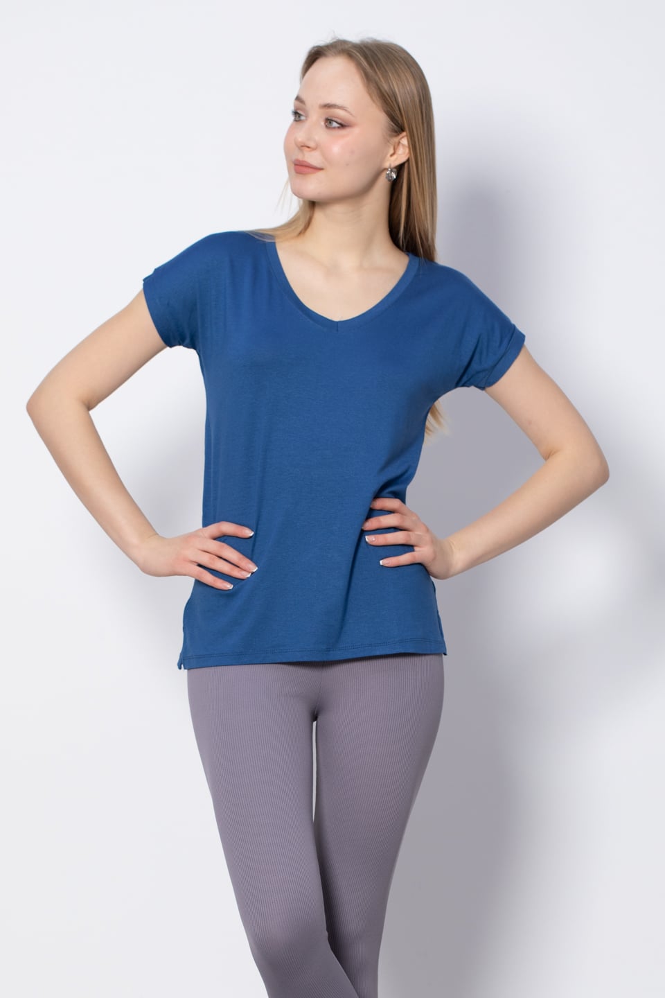 V Yaka Yırtmaçlı T-Shirt - İndigo