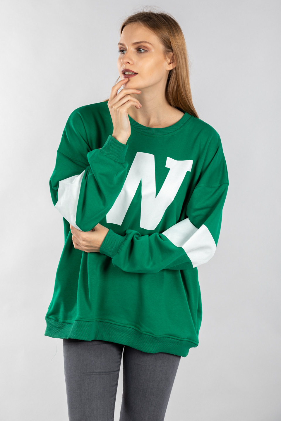 W baskılı oversize sweatshirt-5194 Benetton/Beyaz