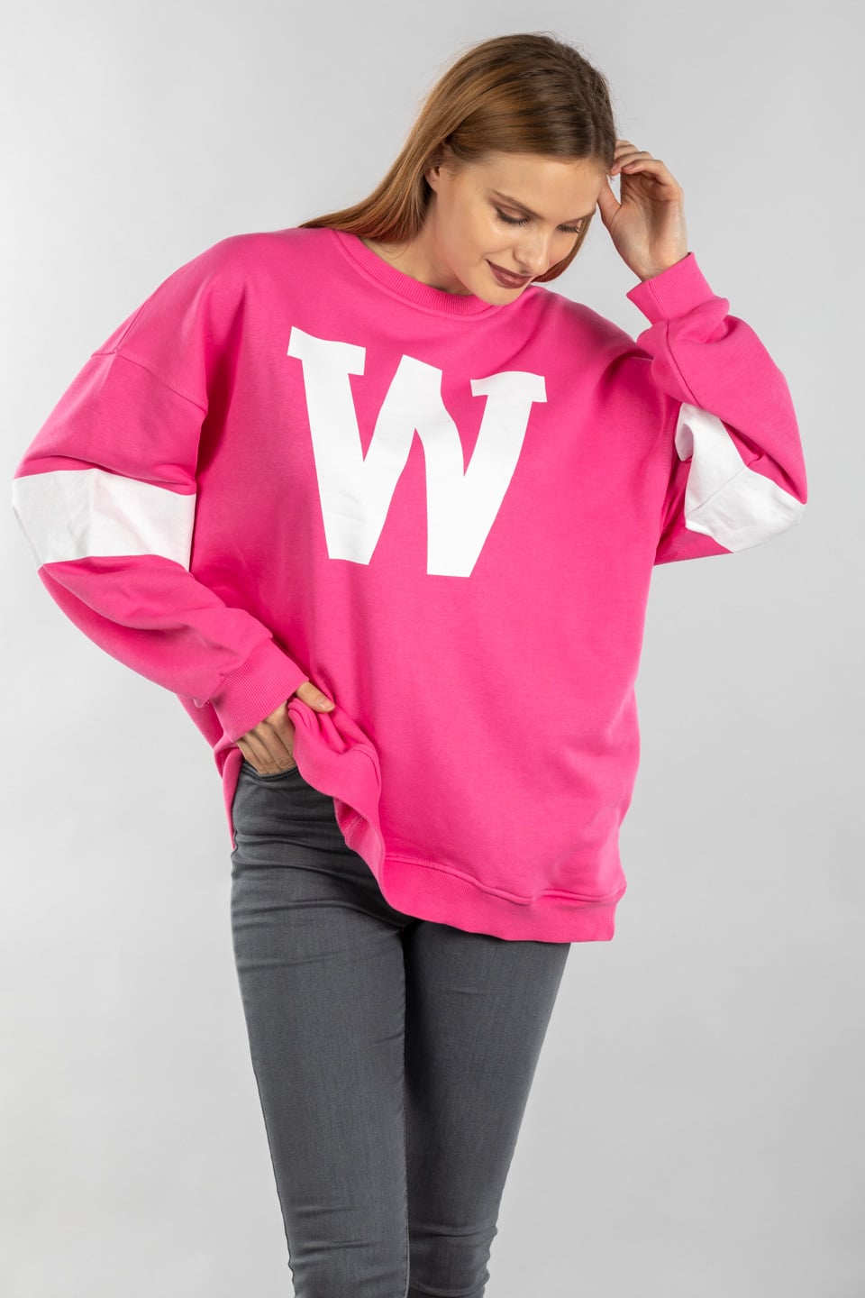 W baskılı oversize sweatshirt-5194 Pembe/Beyaz