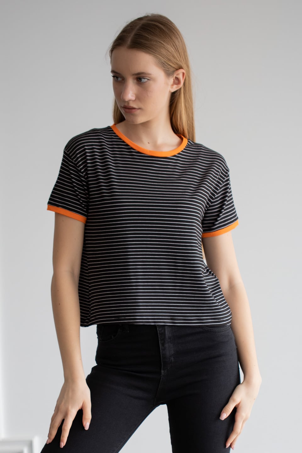 Yakası ve kol ribanası renkli çizgili t-shirt-6060 Oranj/Siyah