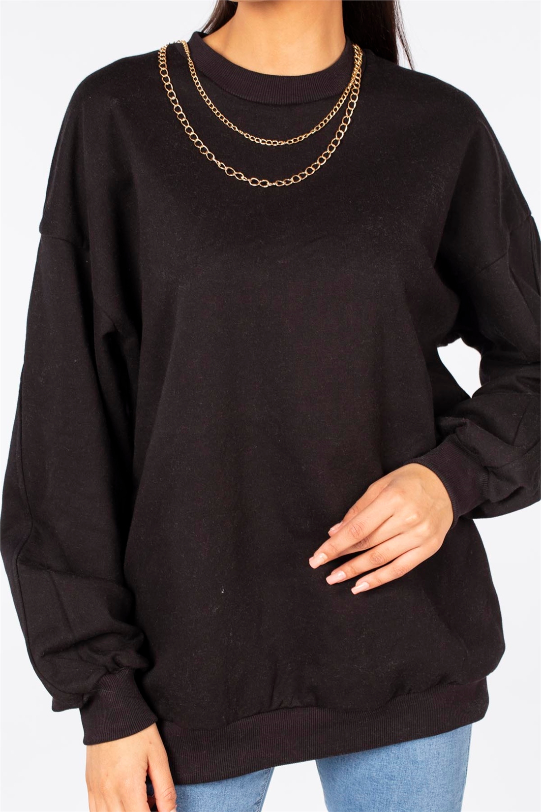Yakası Zincirli Sweatshirt-Siyah